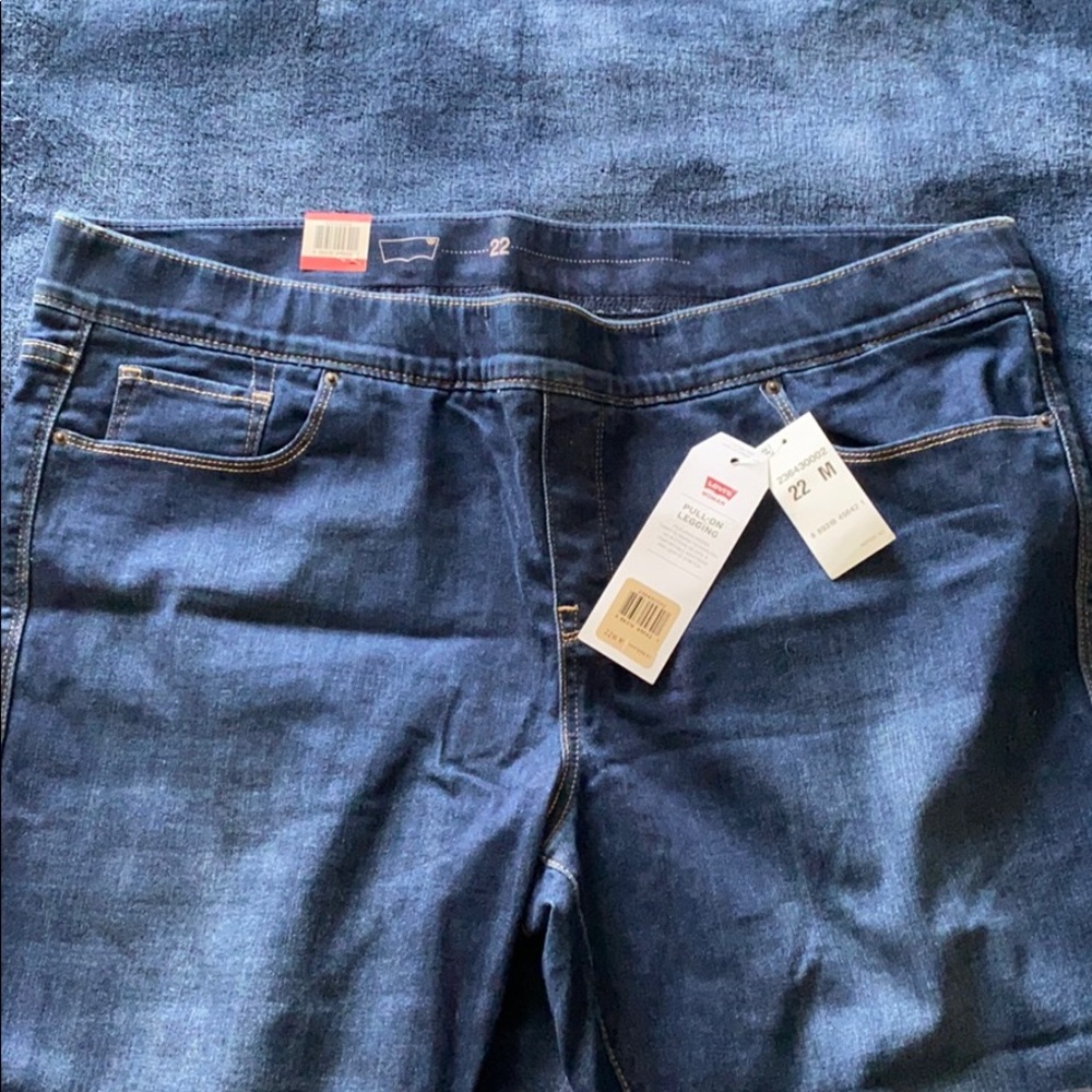 NWT Levi’s Pull-on Jegging